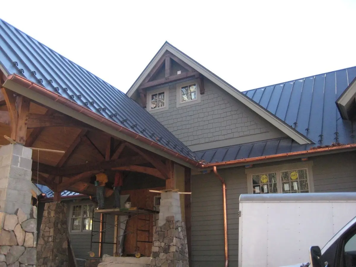 Craftsman Roofing team delivering quality roofing work in Woodcreek